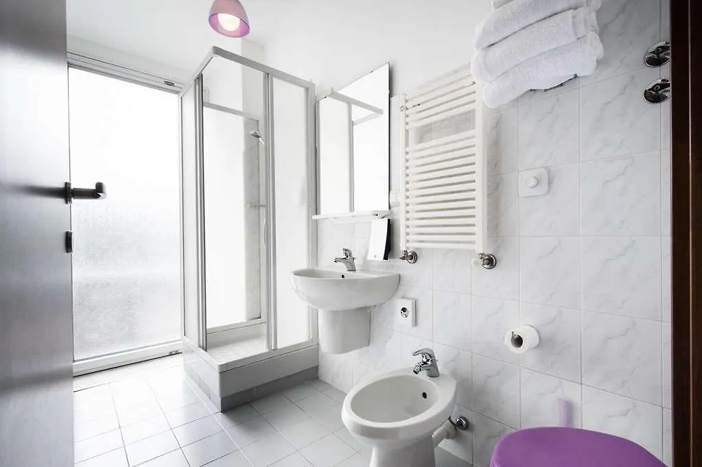 Hotel Nologo Janov 0*,