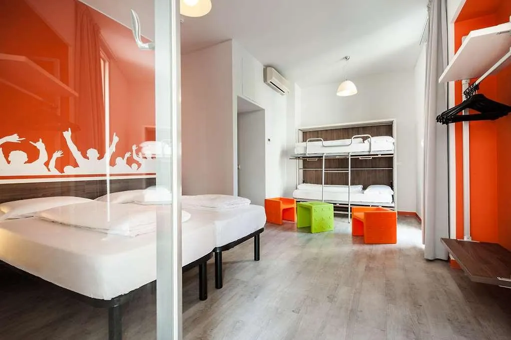 Hotel Nologo Genoa 0*,  Italy